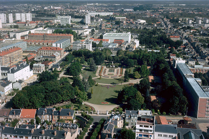 parc-pasteur-1992-1973 parc-pasteur-1992-1973