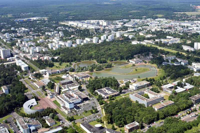 vue-aerienne-de-la-source